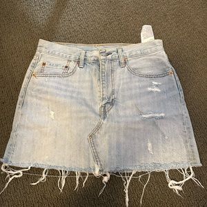 Levis skirt